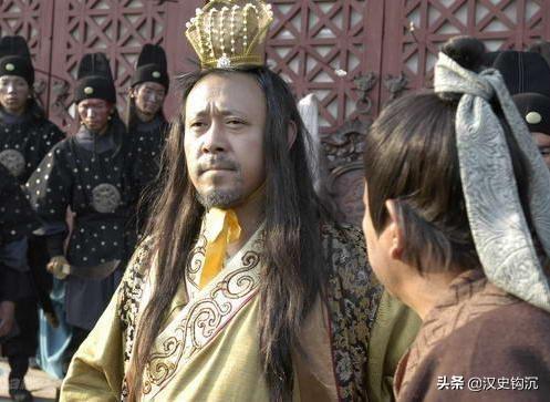 朱元璋花钱养20多个儿子，却不让1个姓“朱”，270年后发现真高明