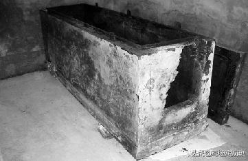 南宋丞相墓出土重1500斤古棺，价值2亿元人民币，揭开一千年传言