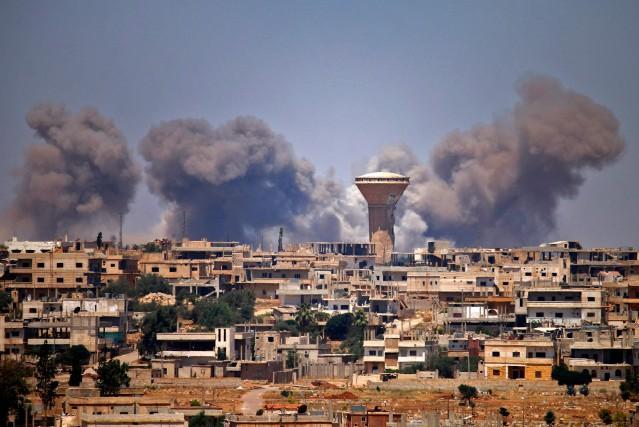 多枚炮弹在叙油气厂爆炸，现场燃起大火，极端武装连续发起攻击